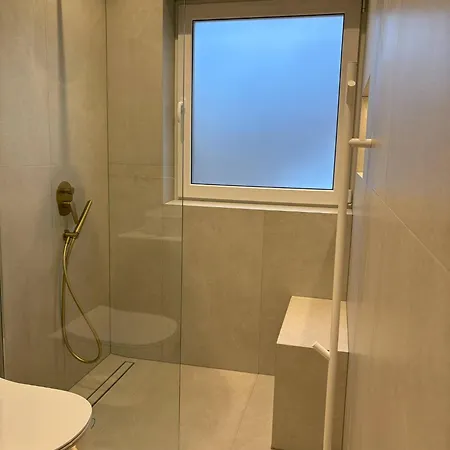 B-house * Palanga